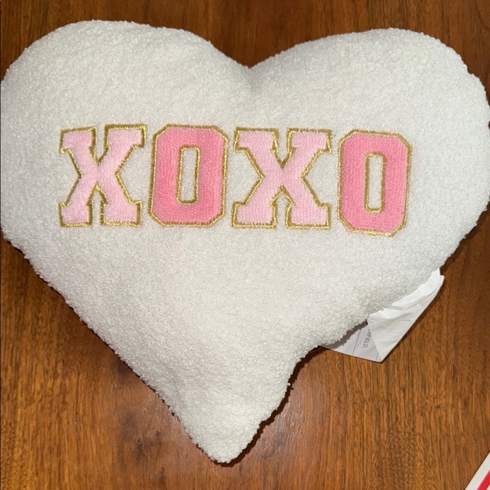 Season of Love Pillow XOXO'